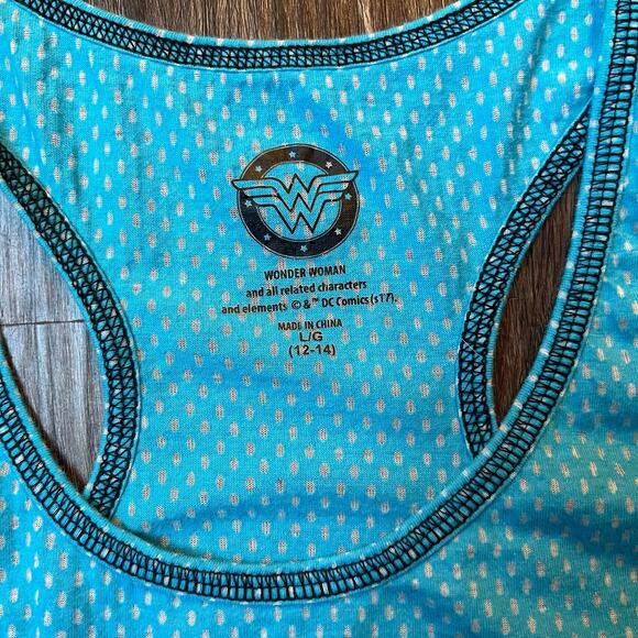 DC Comics Girl's LG Wonder Woman Vented Racer Back Tank Top - Picture 3 of 4